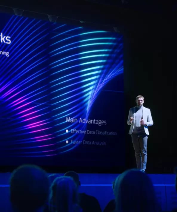 Enterprise streaming platform experience for business communication